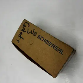 AZ16-12ZVRK-M20 SCHMERSAL Az Safety Interlock Switch #2