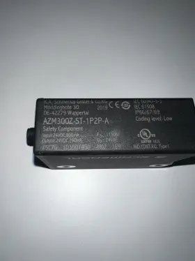 AZM300Z-ST-1P2P-A SCHMERSAL Safety Switch #2