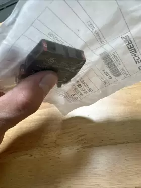 EF220.1 SCHMERSAL Box Contact #3