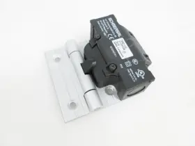 TESZ1102 SCHMERSAL Safety Hinge Switch Tsez