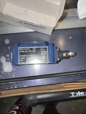 ZR335-02Z-M20 SCHMERSAL Limit Switch Set