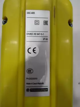 XAC-A05 SCHNEIDER ELECTRIC Vertical Pendant Control Station #2