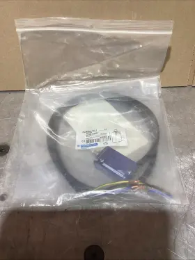 XCMD2110L1 SCHNEIDER Limit Switch Nos