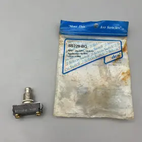 SS229-BG SELECTA Pushbutton Switch Spst Amp