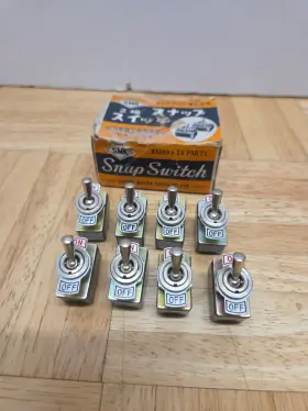 V6-1612 SHOWA MUSEN KOGYO Smk Snap Switch Nos Radio Tv