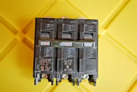 B330HH SIEMENS Pole Aic Circuit Breaker Amp