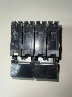 EQ9985 SIEMENS Pole Breaker Amp #3