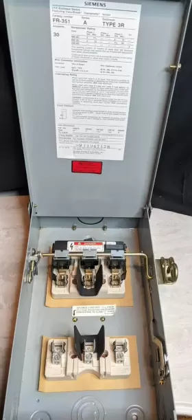 FR351 SIEMENS Ite Enclosed Switch #2