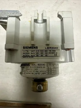 LBR3040 SIEMENS Disconnect Switch Handle #2