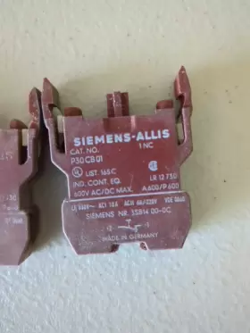 P30CB10 SIEMENS Allis Contact Block Pushbutton Amp #2