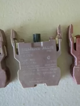 P30CB10 SIEMENS Allis Contact Block Pushbutton Amp #3