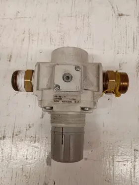 AR40-N068-Z-B SMC Regulator