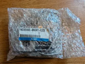 NIS1000E-4N04Y-X201 SMC Pressure Switch Regulator