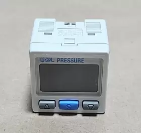 ZSE30A-01-A SMC High Precision Digital Vacuum Switch #2
