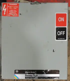 SB321R SPECTRA Ge Fusible Bus Plug