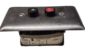 9001BF210 SQUARE Steel Push Control Station