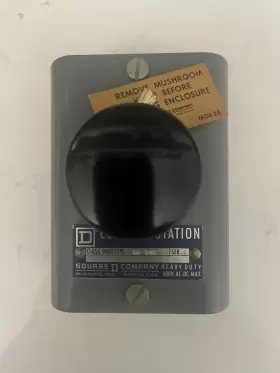 9001 SQUARE D Unit Control Station