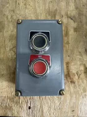 9001-KYK-218 SQUARE D Control Station