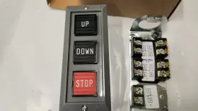 9001BG305 SQUARE D Push Station Switch Up Down Box #3