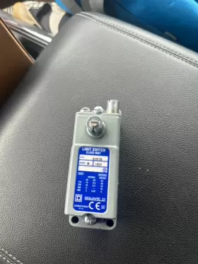 9007-AW16 SQUARE D Limit Switch Box