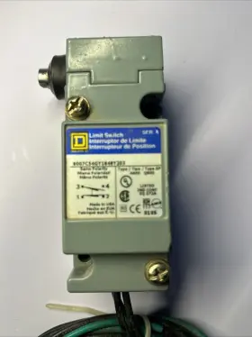 9007C54GY1848Y203 SQUARE D Limit Switch #2