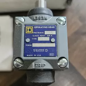9007C54H SQUARE D Limit Switch Plunger #2