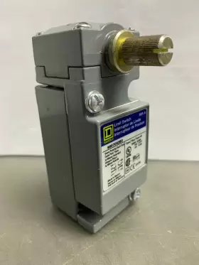 C62B2 SQUARE D Limit Switch #2