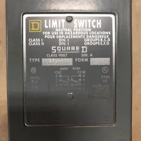 CR67T10 SQUARE D Limit Switch Neutral Position #2