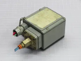 GAW-5 SQUARE D Electromechanical Pressure Level Switch