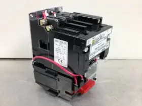 8536SCO3V08H30 SQUARE D/TELEMECANIQUE Upto Mostelectric