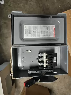 HU362AWK SQUARE Enclosure Amp #2