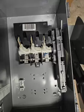 HU362AWK SQUARE Enclosure Amp #3
