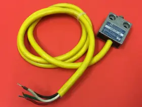 MS01S0100 SQUARED Telemecanique Limit Switch