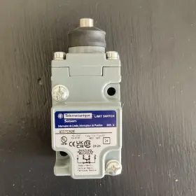 9007C52E TELEMECANIQUE Limit Switch Ac