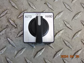 K2B0142US TELEMECANIQUE Selector Switch Auto