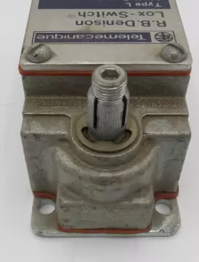 L100WS2M2 TELEMECANIQUE Lox Switch Limit Nema #2