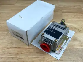 NL100WS1M2 TELEMECANIQUE Denison Limit Switch