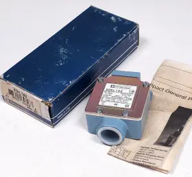 XCKL102 TELEMECANIQUE Limit Switch Box
