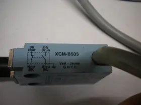XCM-B503 TELEMECANIQUE Limit Switch Contacts Wires Ok #2
