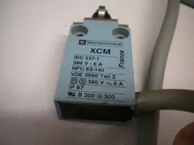 XCM-B503 TELEMECANIQUE Limit Switch Contacts Wires Ok #3