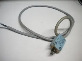 XCM-B503 TELEMECANIQUE Limit Switch Contacts Wires Ok