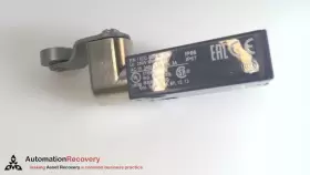 XCMD2116M12 TELEMECANIQUE Limit Switch Steel Roller #2
