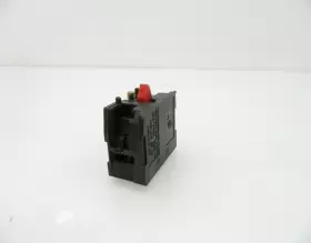ZB2-BE102 TELEMECANIQUE Contact Block #3