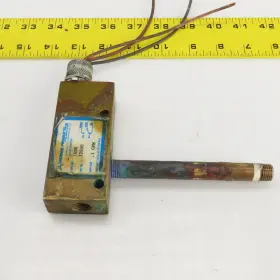 12600 THOMAS Gas Flow Switch #3