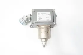 J6-11477 UE UNITED ELECTRIC Conveyor Ucc Pressure Switch