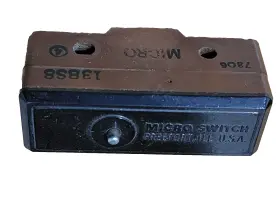 13BS8 UNIMAX Freeport Lever Switch Normally Spdt Closed Amp #2