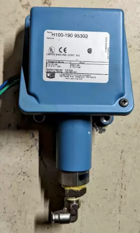 H100-190-95303 UNITED ELECTRIC CONTROLS Pressure Witch