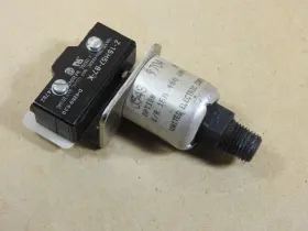J54S-9704 UNITED ELECTRIC CONTROLS Vacuum Pressure Switch Vac