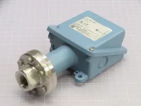 H100-186 UNITED ELECTRIC Pressure Switch