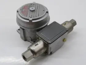J120K-S1478 UNITED ELECTRIC Pressure Switch